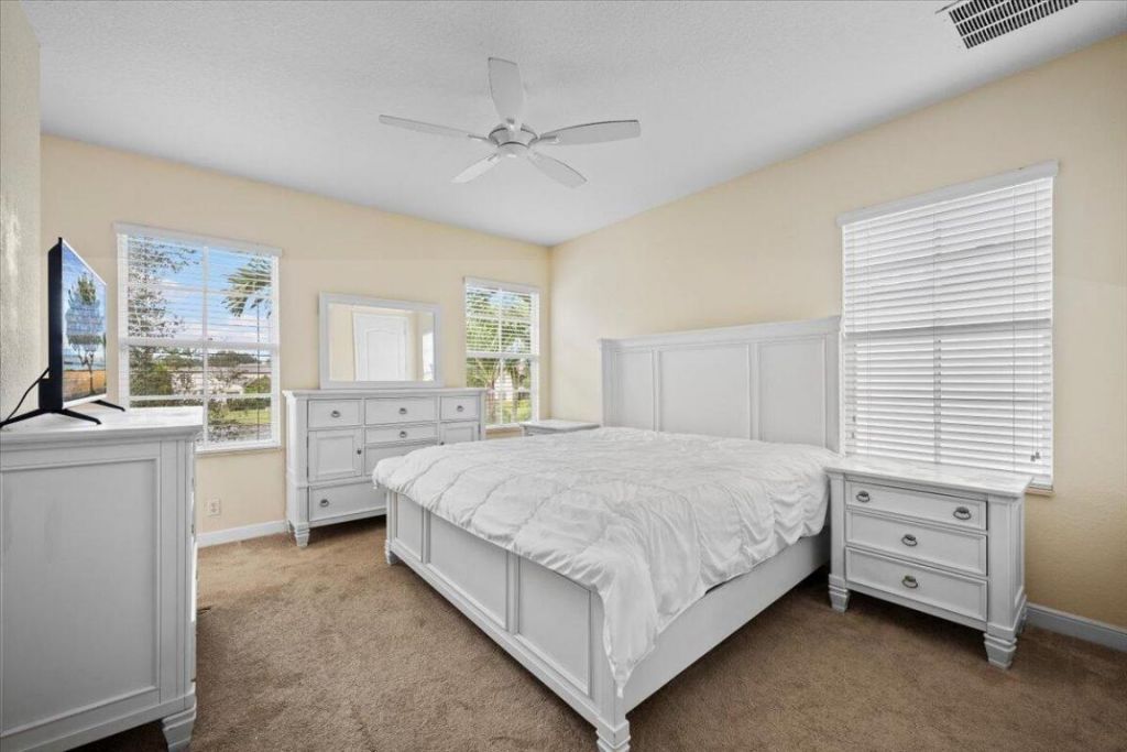 647 Castle Drive, Palm Beach Gardens, FL 33410 Photo