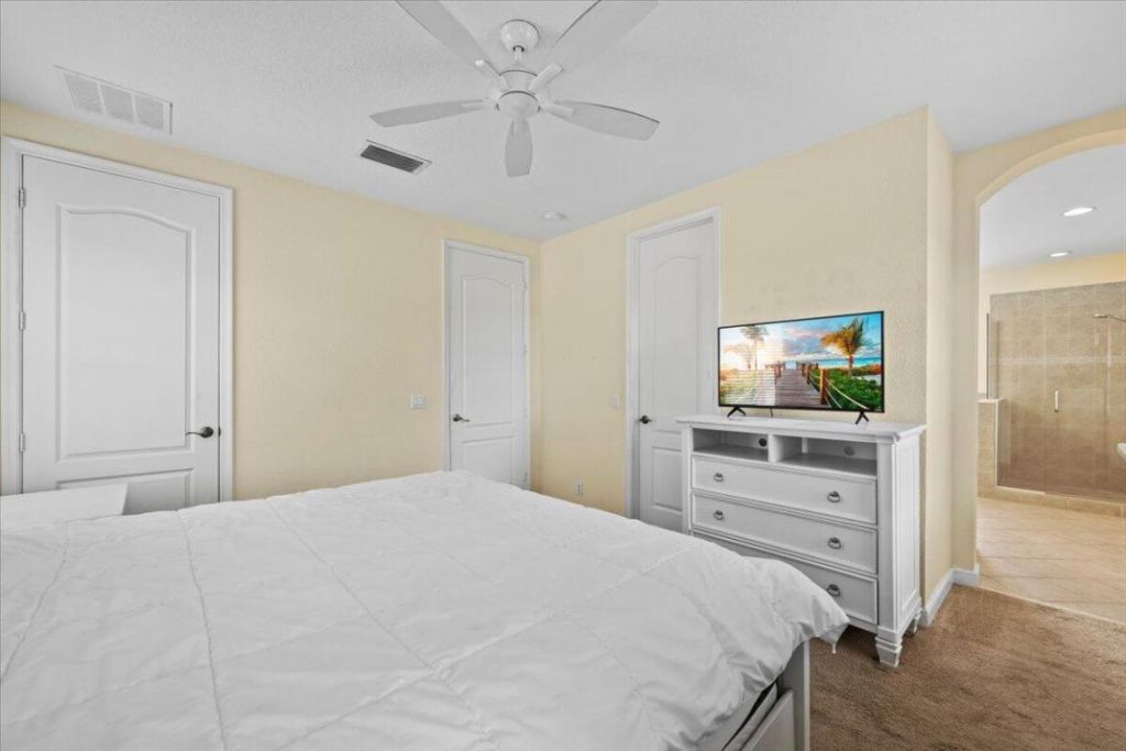 647 Castle Drive, Palm Beach Gardens, FL 33410 Photo