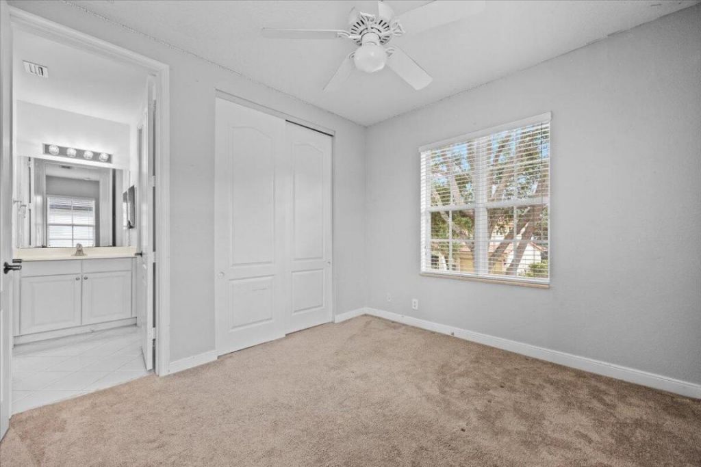 647 Castle Drive, Palm Beach Gardens, FL 33410 Photo