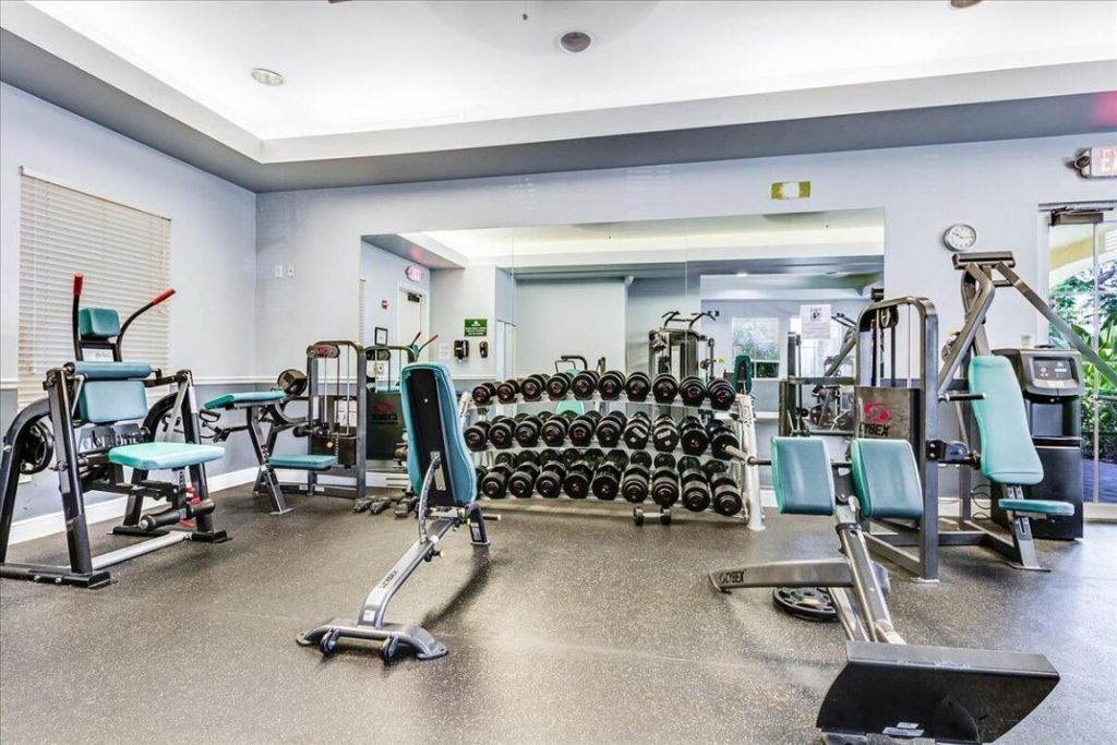 647 Castle Drive, Palm Beach Gardens, FL 33410 Photo