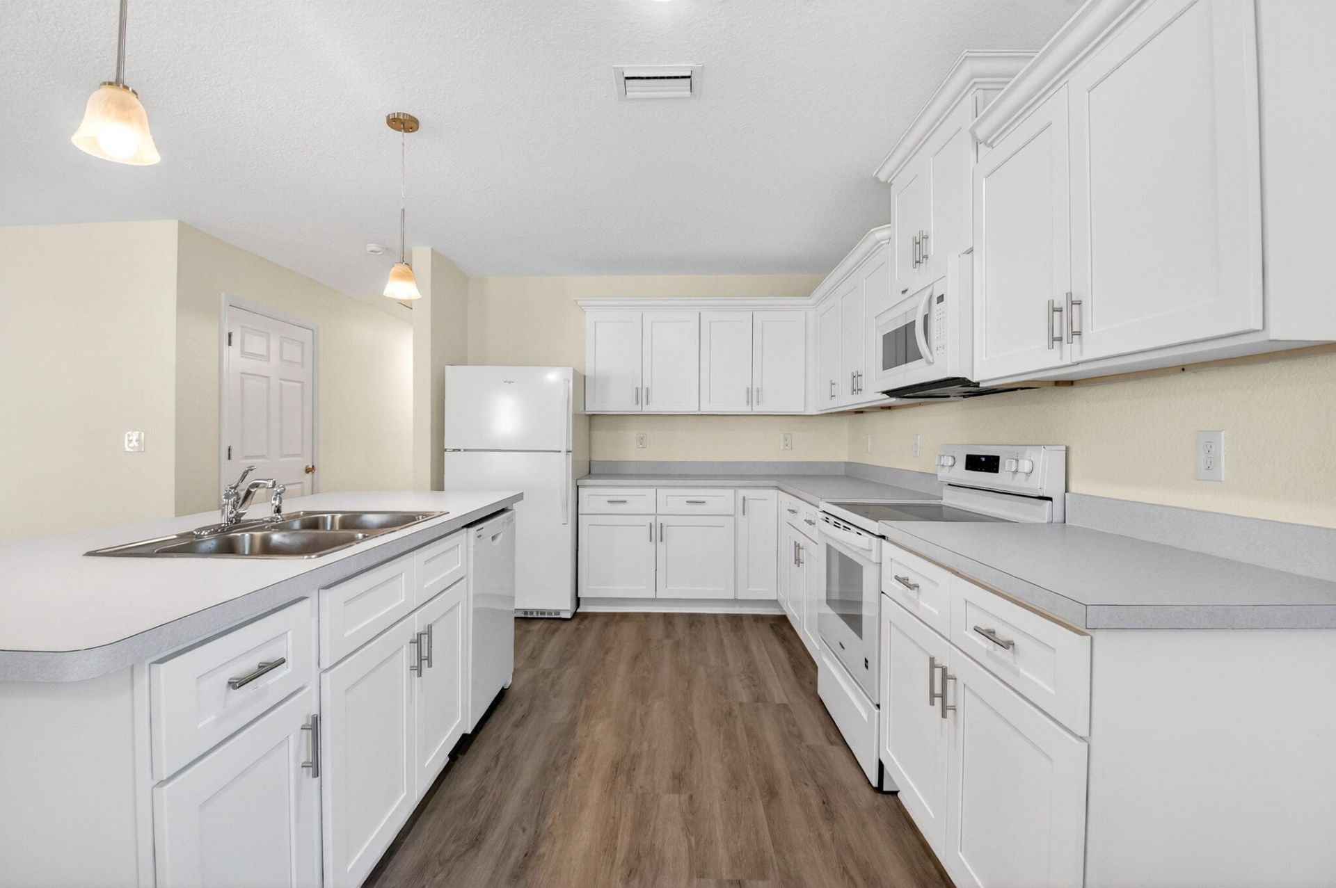 857 W 3rd Street, Riviera Beach, FL 33404 Photo