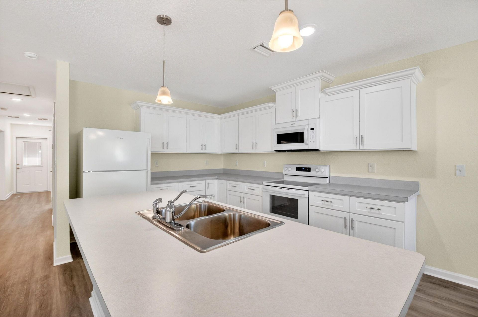 857 W 3rd Street, Riviera Beach, FL 33404 Photo