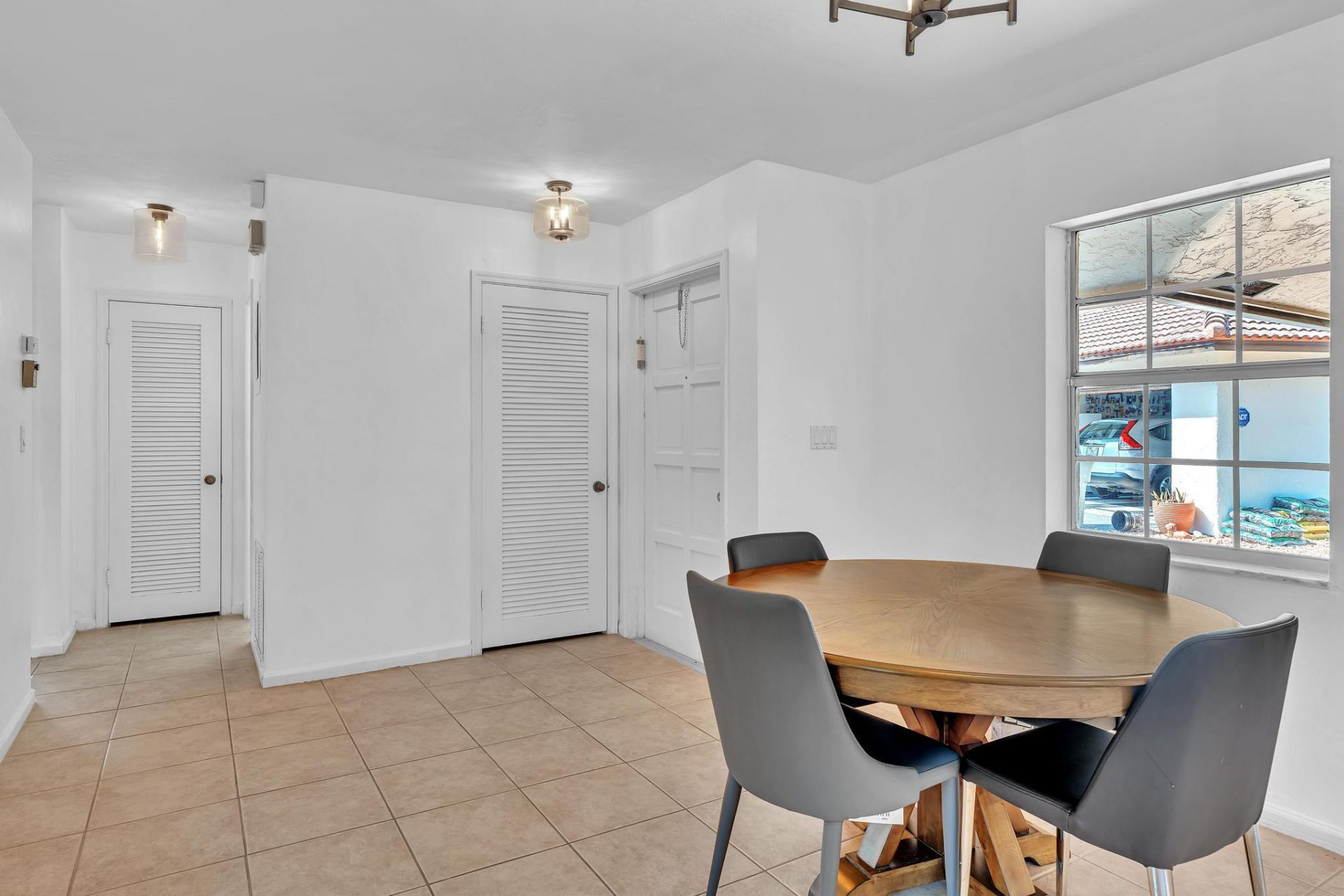 313 NW 42nd Street, Boca Raton, FL 33431 Photo