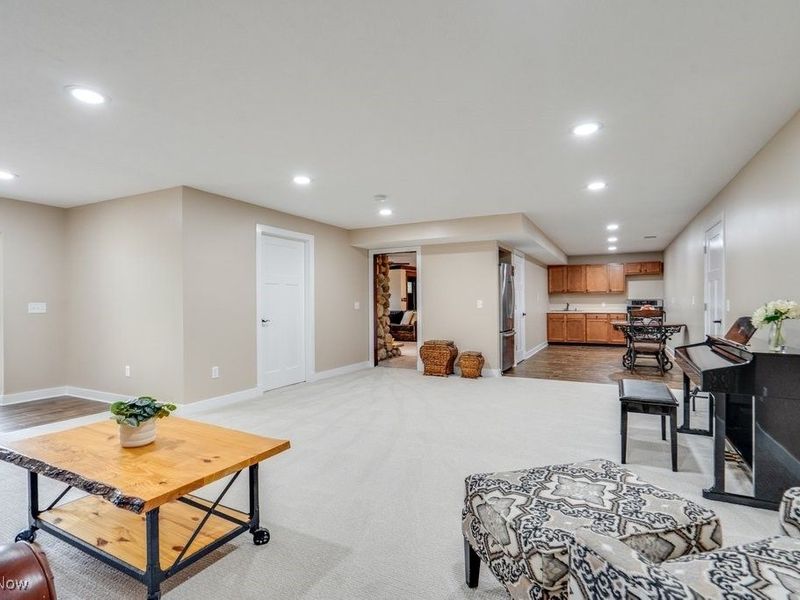 6297 Westshore Drive, Kent, OH 44240 Photo 31