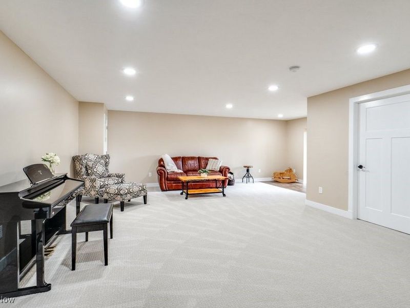 6297 Westshore Drive, Kent, OH 44240 Photo 32