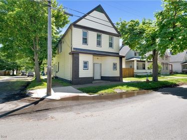 3465 W 54th Street, Cleveland, OH 44102