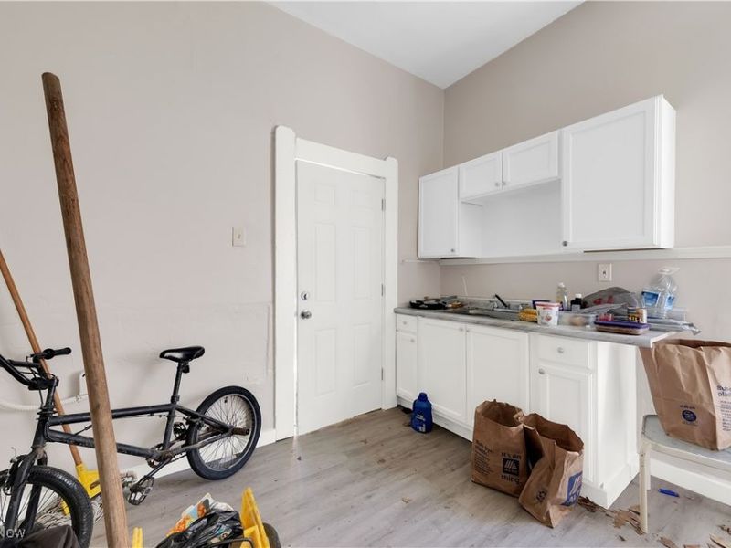 3465 W 54th Street, Cleveland, OH 44102 Photo 6