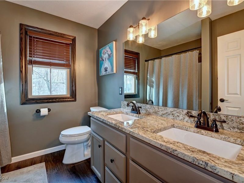 901 Ravine Drive S, Mc Donald, OH 44437 Photo 20