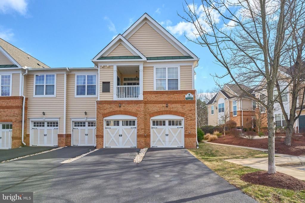 43865 Hickory Corner Terrace, Unit 114, Ashburn, VA 20147 Main Photo