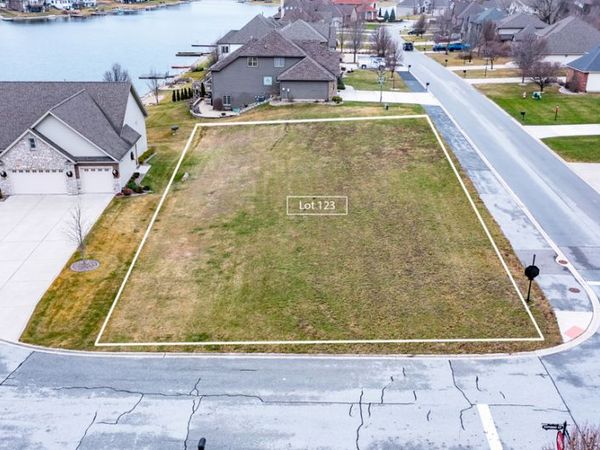 10376 Potomac Court, Winfield, IN 46307