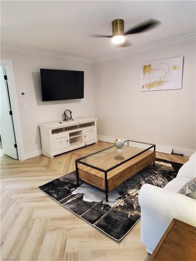 975 9th Ave S, Unit 5, Naples, FL 34102 Photo