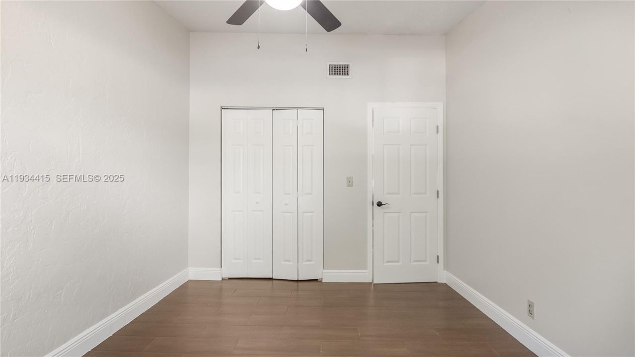 4289 NW 76th Ave, Davie, FL 33024 Photo