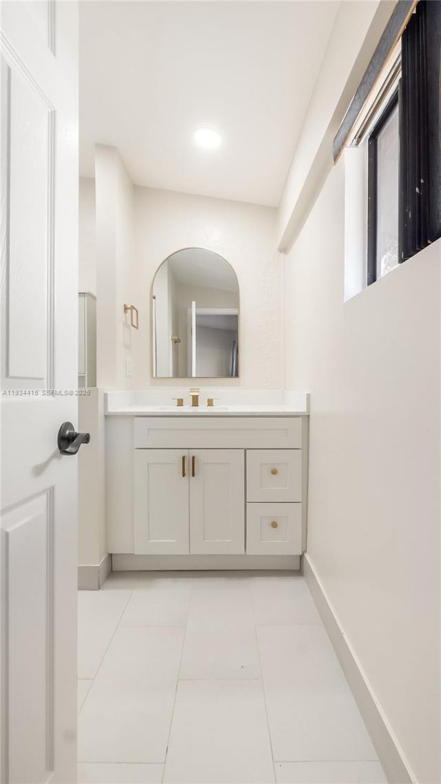 4289 NW 76th Ave, Davie, FL 33024 Photo