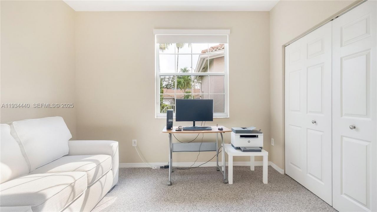 7651 S Aragon Blvd, Unit 5, Sunrise, FL 33322 Photo