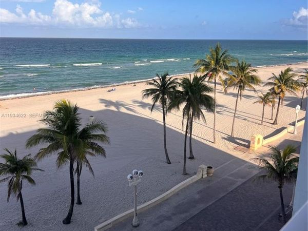 300 Oregon St, Unit 506, Hollywood, FL 33019