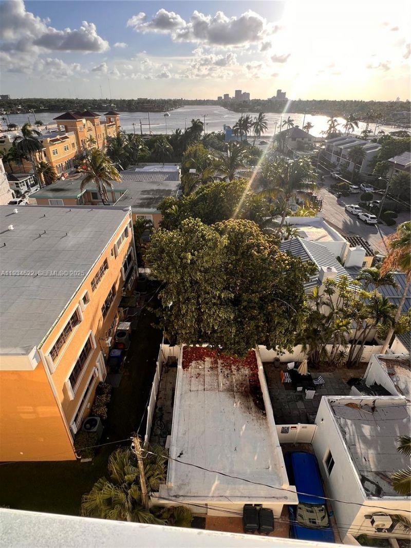 300 Oregon St, Unit 506, Hollywood, FL 33019 Photo