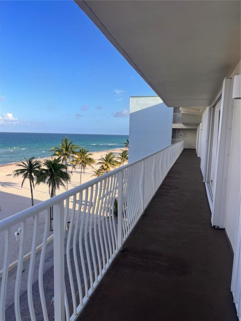 300 Oregon St, Unit 506, Hollywood, FL 33019 Photo