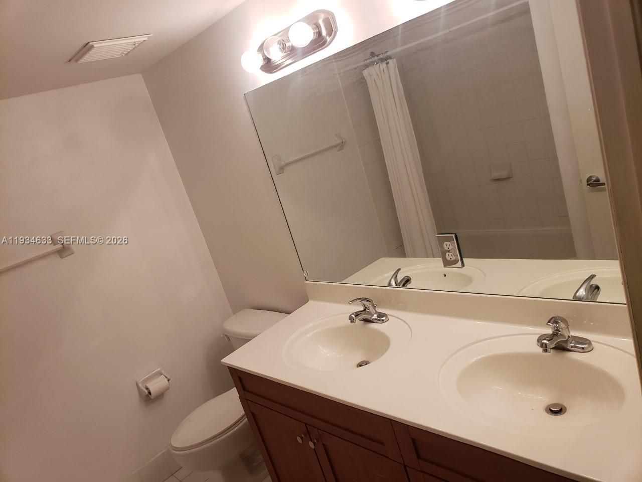 36 NW 6th Ave, Unit 906, Miami, FL 33128 Photo