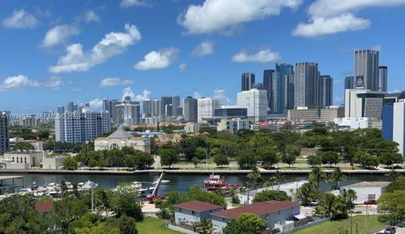 36 NW 6th Ave, Unit 906, Miami, FL 33128 Photo