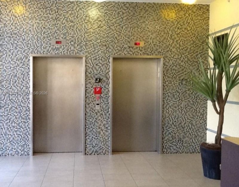 36 NW 6th Ave, Unit 906, Miami, FL 33128 Photo