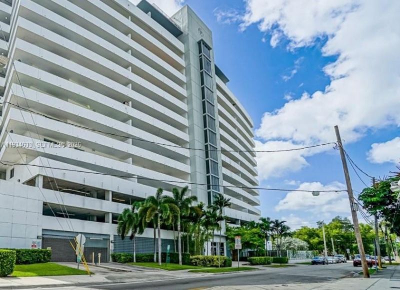 36 NW 6th Ave, Unit 906, Miami, FL 33128 Photo