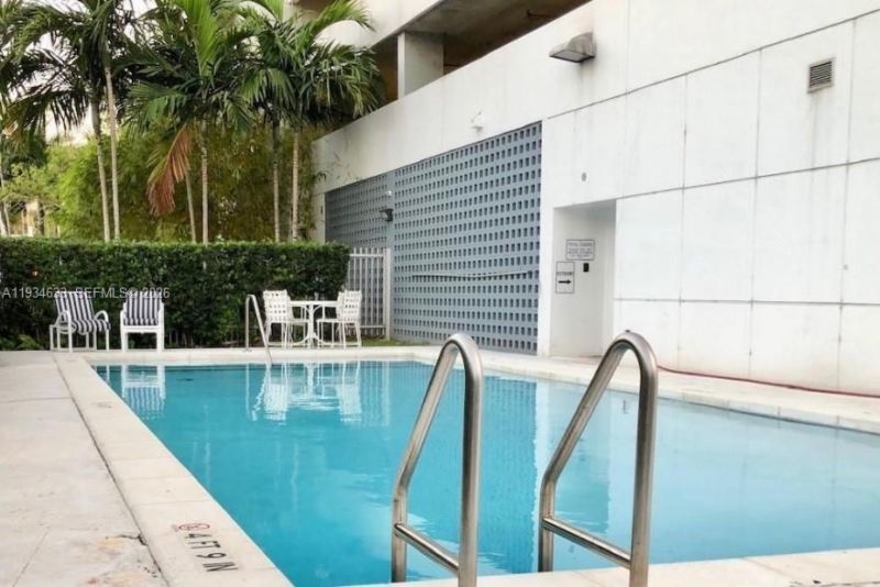 36 NW 6th Ave, Unit 906, Miami, FL 33128 Photo