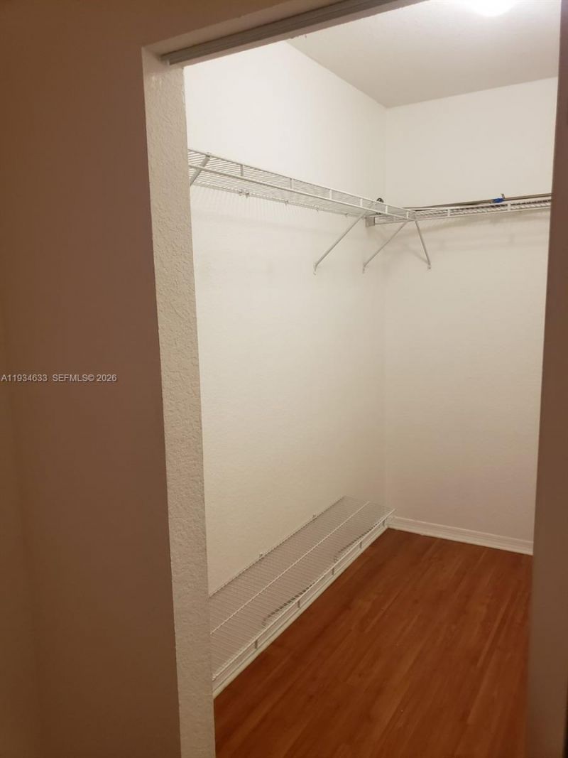 36 NW 6th Ave, Unit 906, Miami, FL 33128 Photo