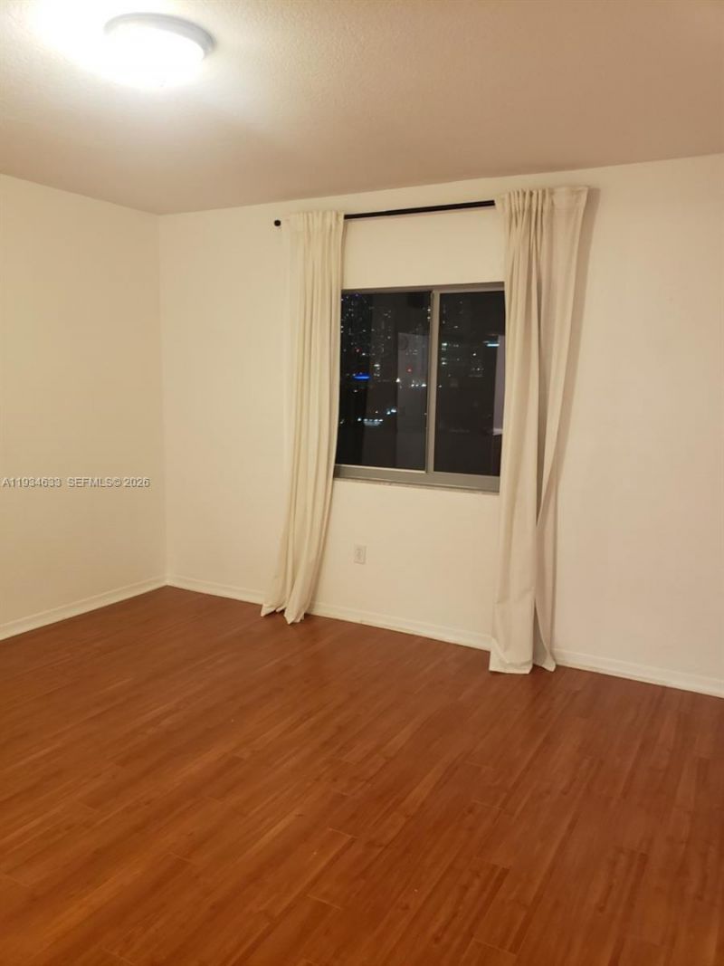 36 NW 6th Ave, Unit 906, Miami, FL 33128 Photo