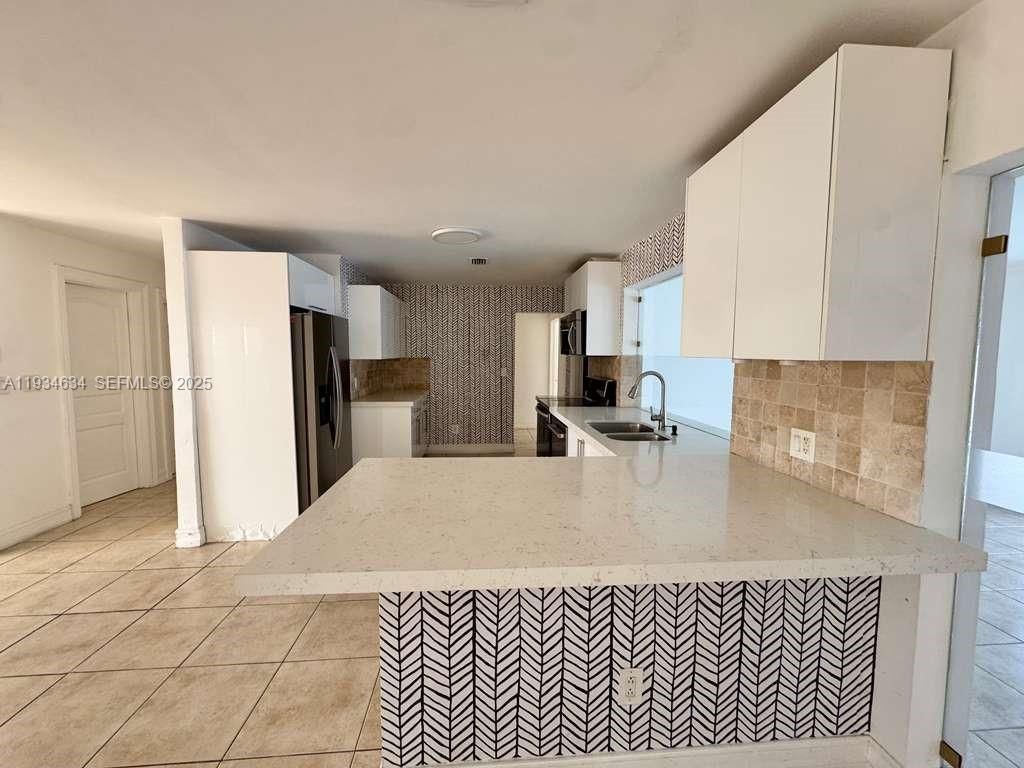 19410 NE 19th Ave, Miami, FL 33179 Photo