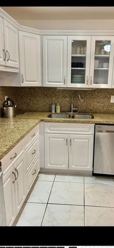 329 SE 3rd St , Unit 405T, Hallandale Beach, FL 33009 Photo