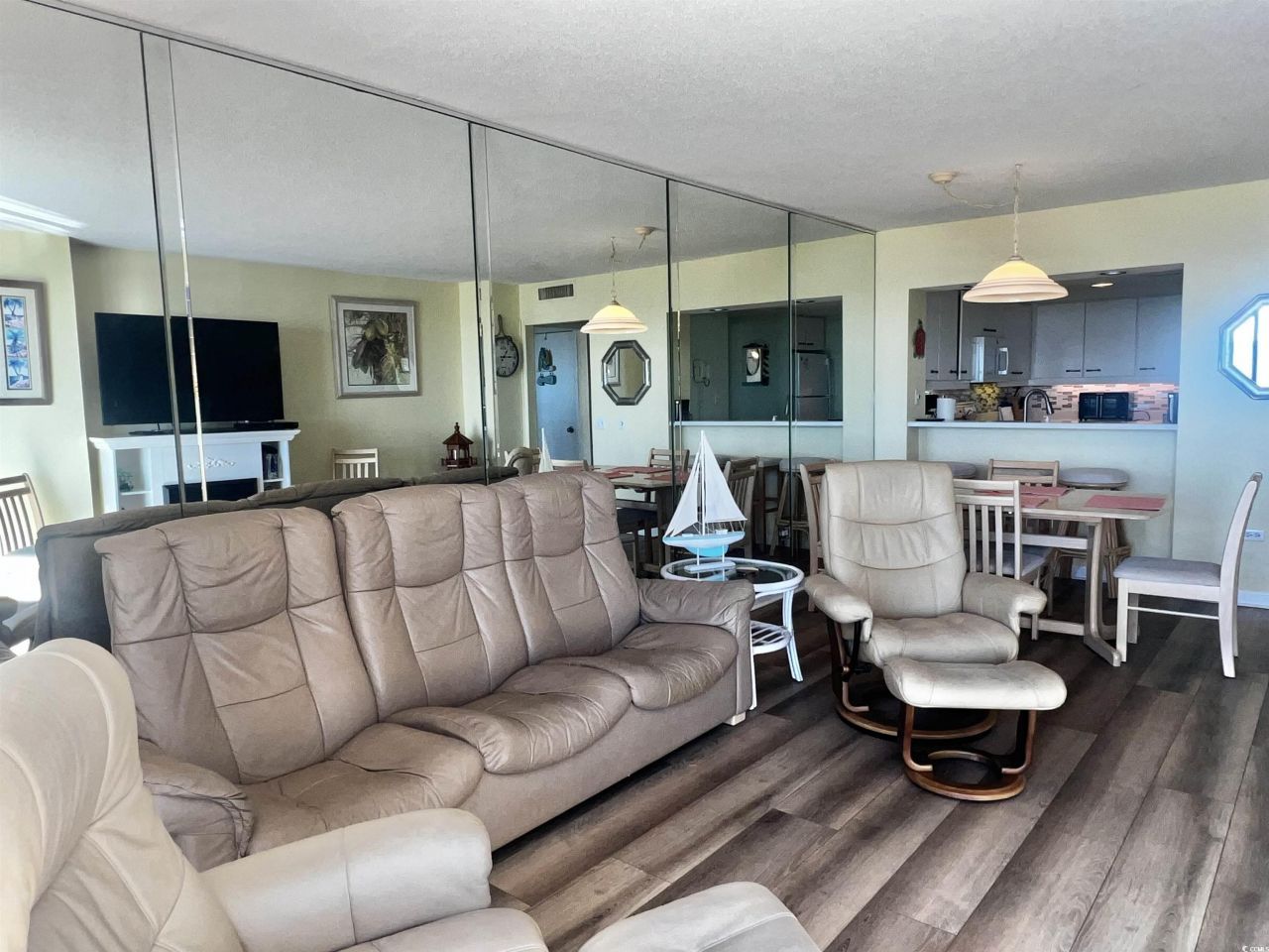 101 Ocean Creek Dr. Photo 16