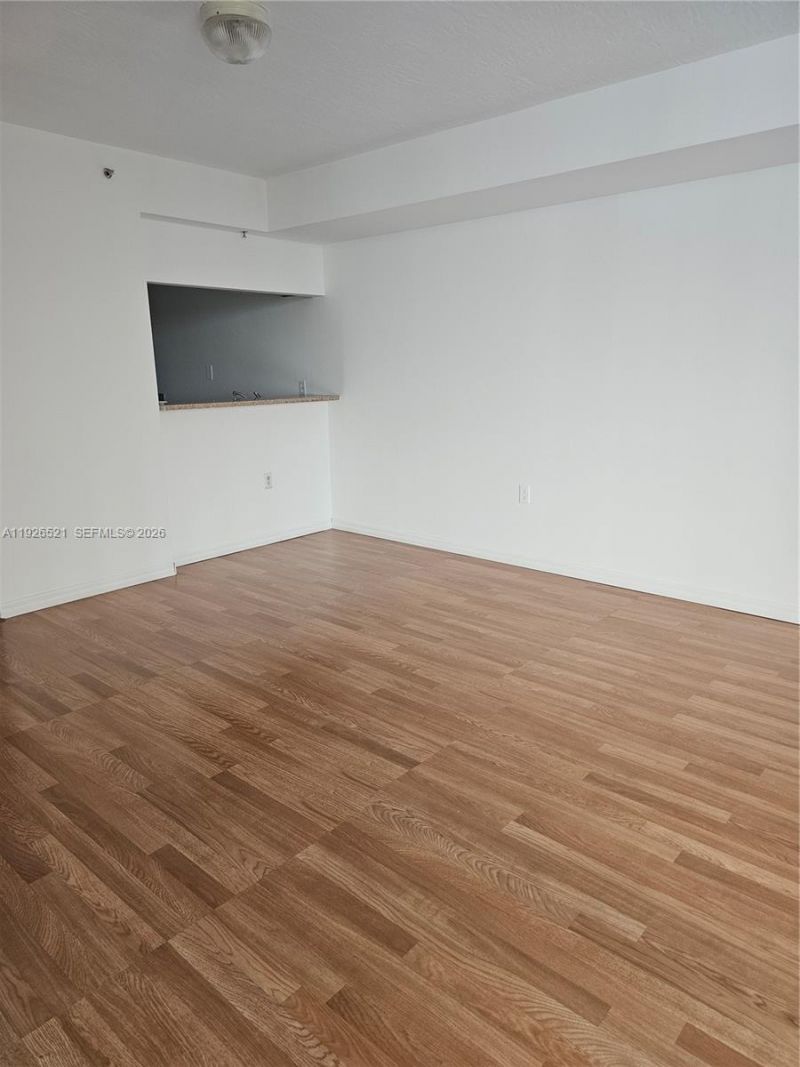 102 SW 6th Ave, Unit 604, Miami, FL 33130 Photo