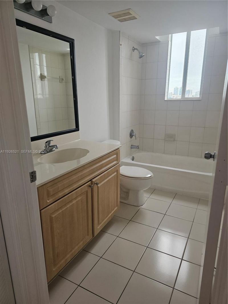 102 SW 6th Ave, Unit 604, Miami, FL 33130 Photo