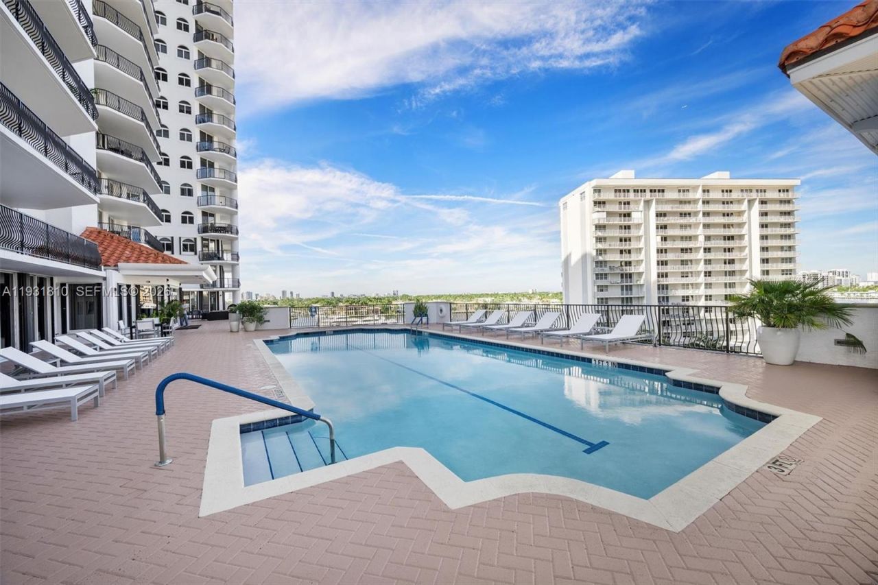 100 S Birch Rd, Unit 1504E, Fort Lauderdale, FL 33316 Photo