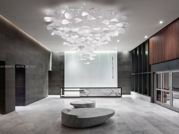 68 SE 6th St, Unit 2006, Miami, FL 33131