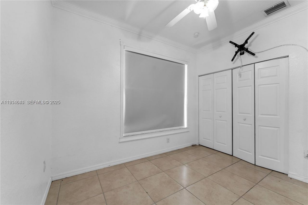 15519 SW 182nd Ln, Miami, FL 33187 Photo