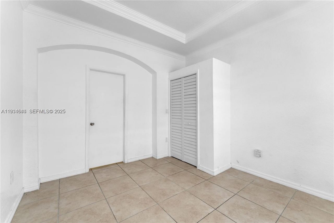 15519 SW 182nd Ln, Miami, FL 33187 Photo