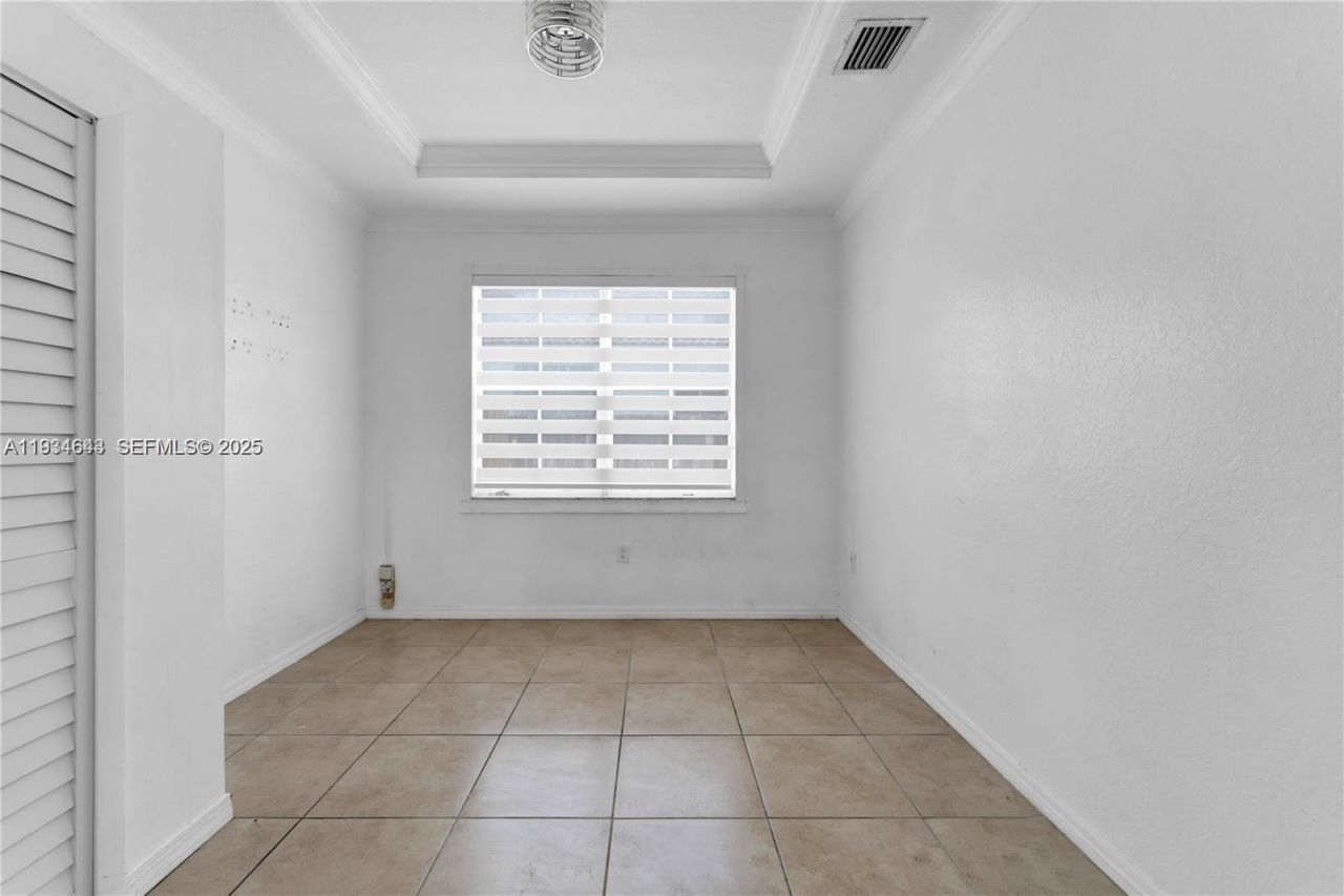 15519 SW 182nd Ln, Miami, FL 33187 Photo