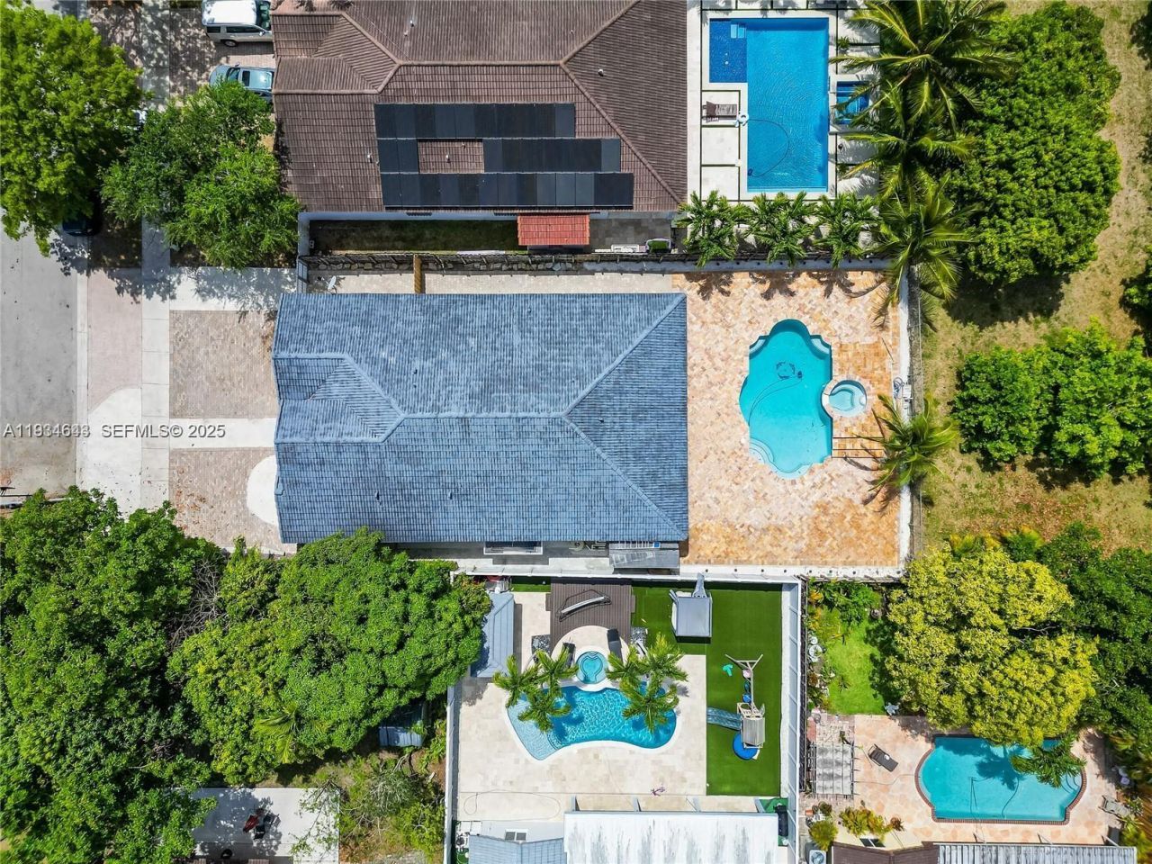 15519 SW 182nd Ln, Miami, FL 33187 Photo