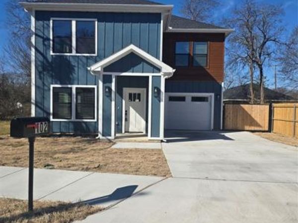 102 Jarrett Street, Waxahachie, TX 75165