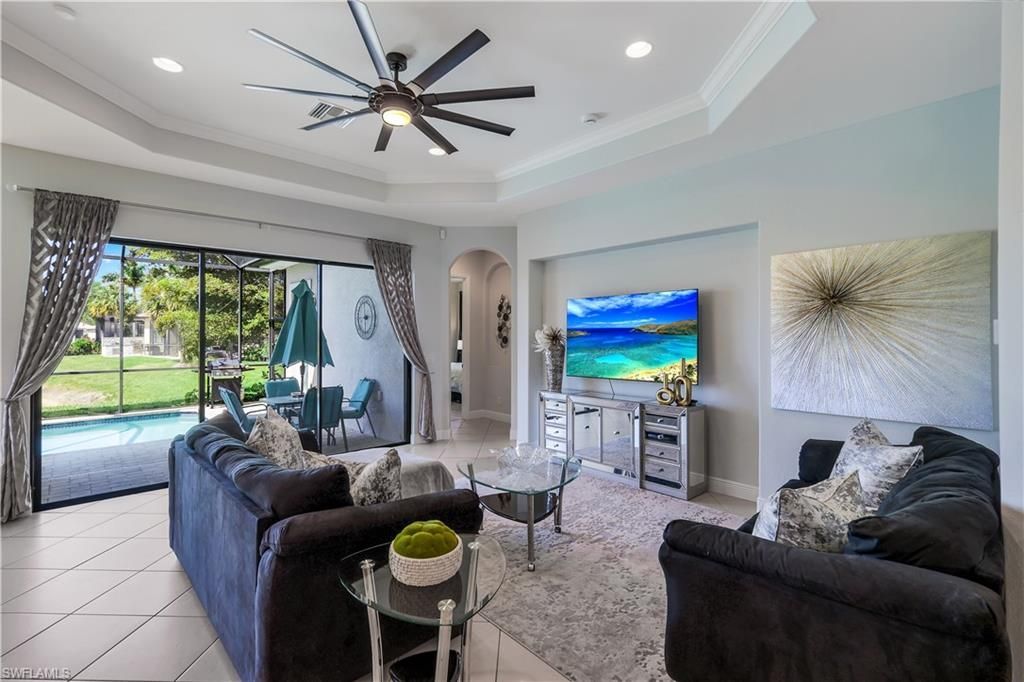 1685 Serrano Cir, Naples, FL 34105 Photo