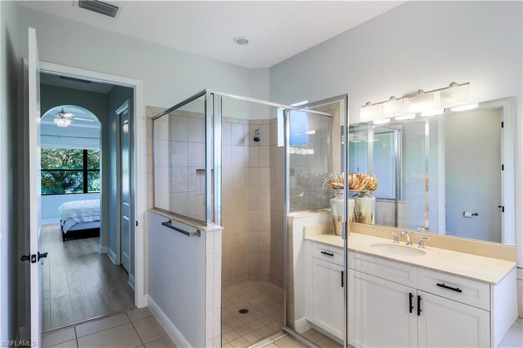 1685 Serrano Cir, Naples, FL 34105 Photo
