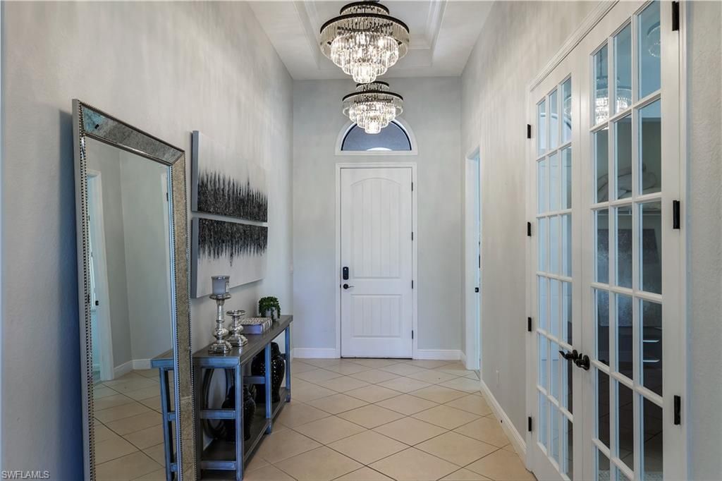 1685 Serrano Cir, Naples, FL 34105 Photo