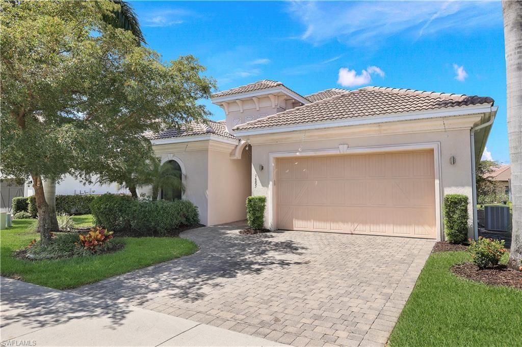 1685 Serrano Cir, Naples, FL 34105 Photo