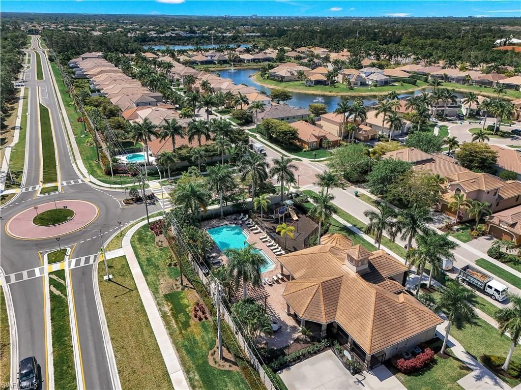 1685 Serrano Cir, Naples, FL 34105 Photo