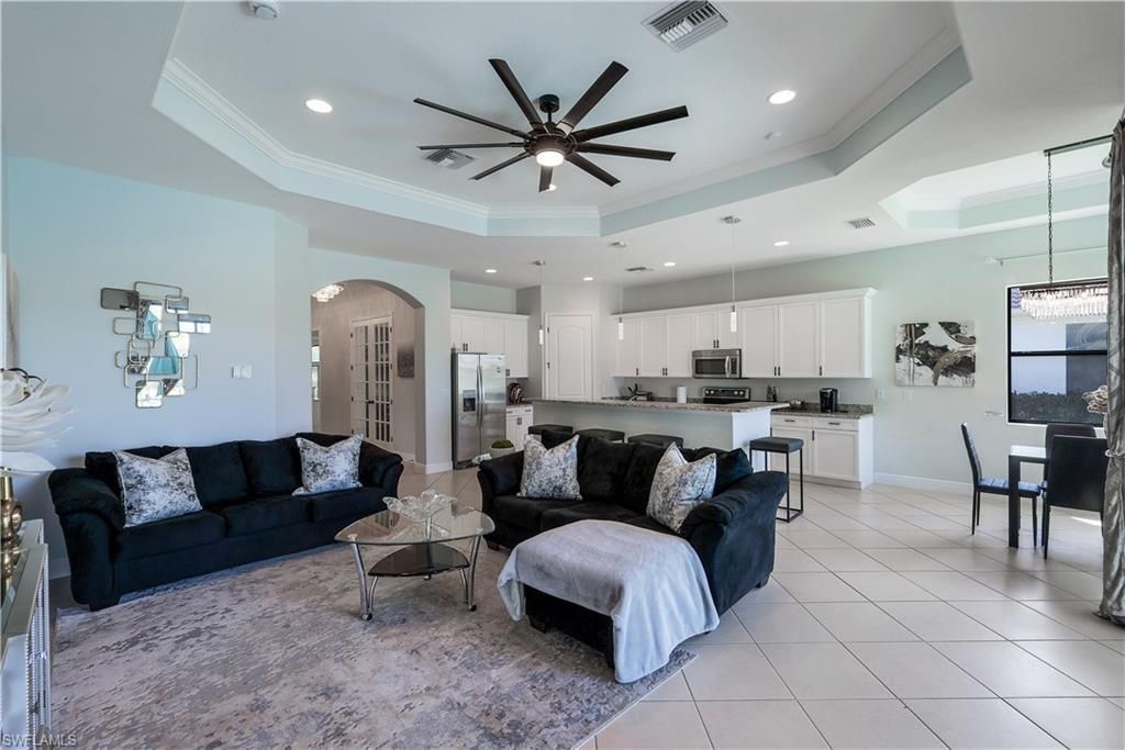 1685 Serrano Cir, Naples, FL 34105 Photo