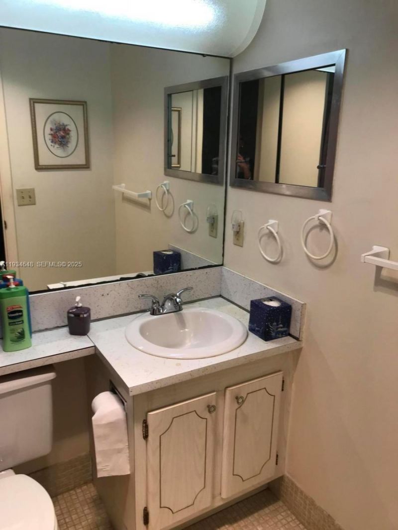 243 Sheffield J, Unit 243, West Palm Beach, FL 33417 Photo