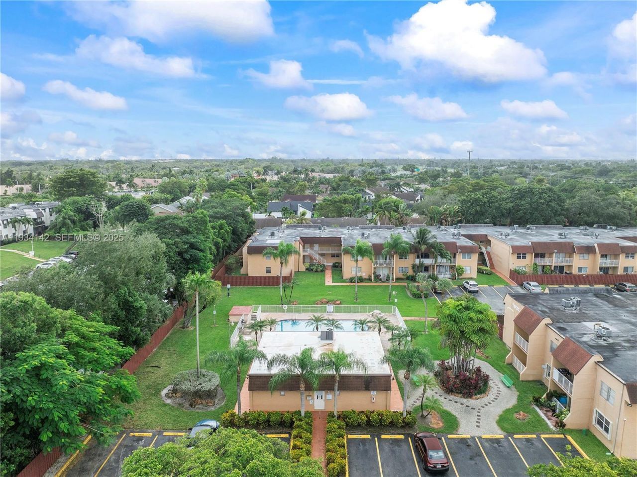 9974 SW 88th St, Unit 1028, Miami, FL 33176 Photo