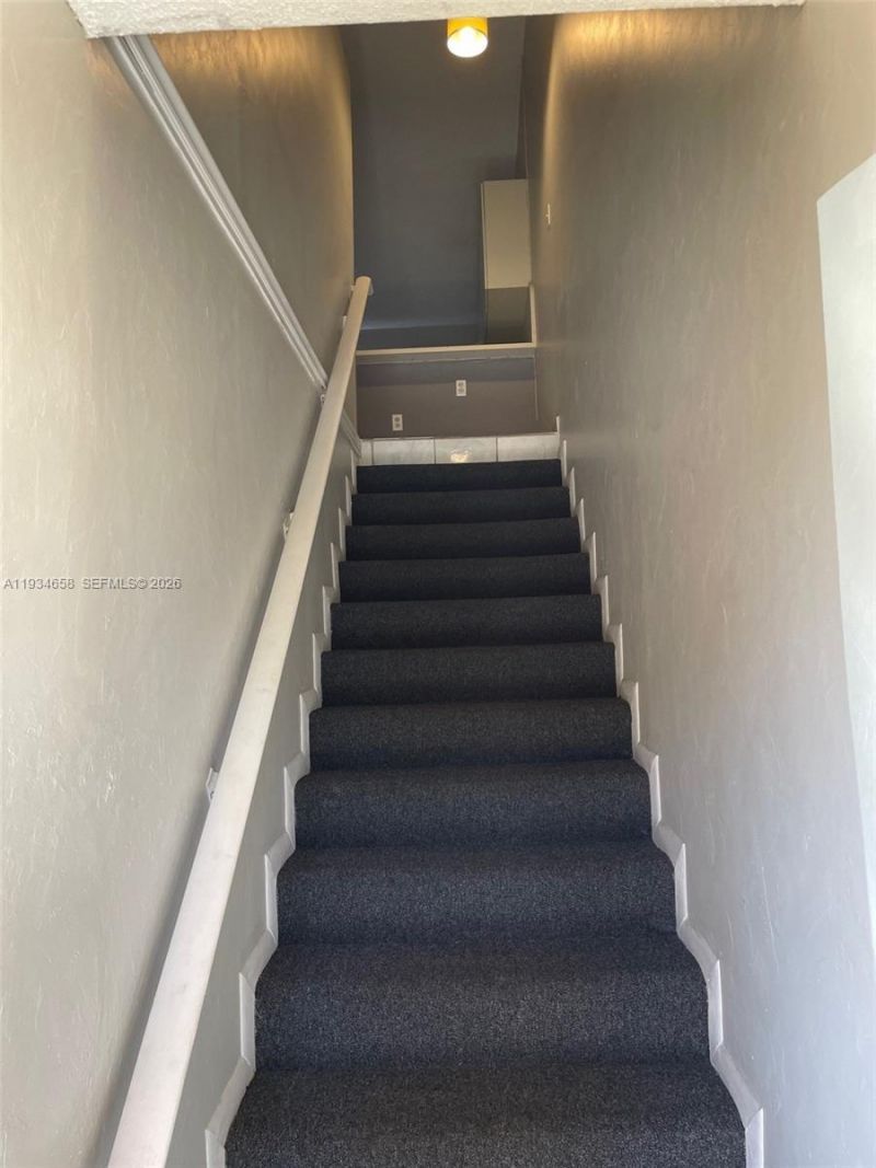 7762 W 34th Ln, Unit 18-202, Hialeah, FL 33018 Photo