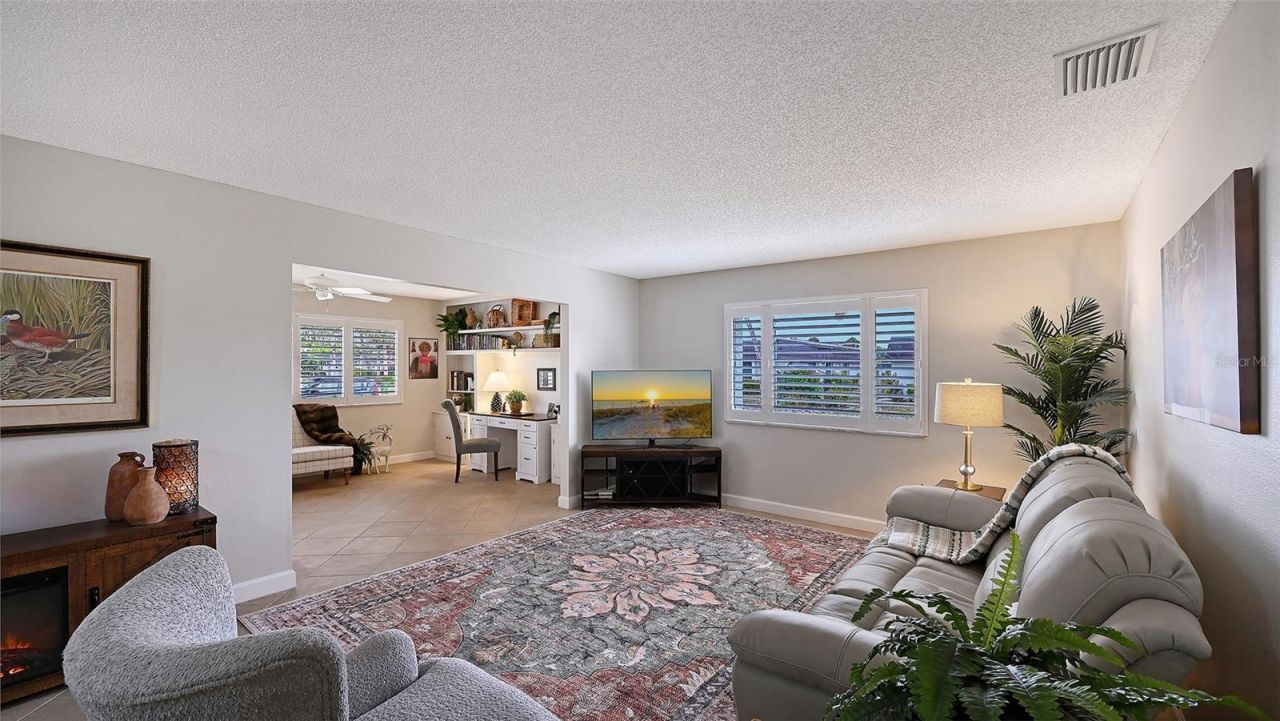 3904 Ashwood Lane, Unit 64, Sarasota, FL 34232 Photo